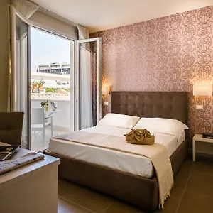 Il Gallo Bianco 2*, Cagliari Italy